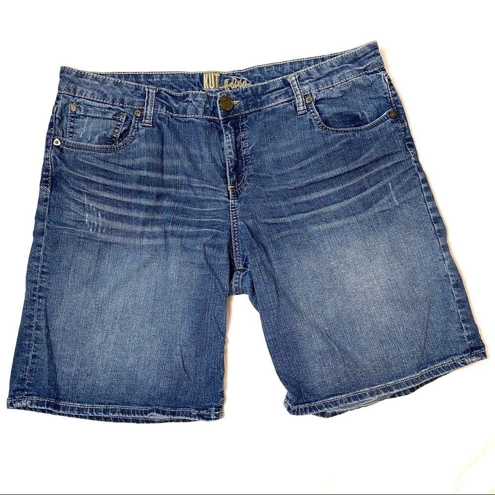 Kut from the Kloth Katy Boyfriend Jean Shorts 14
